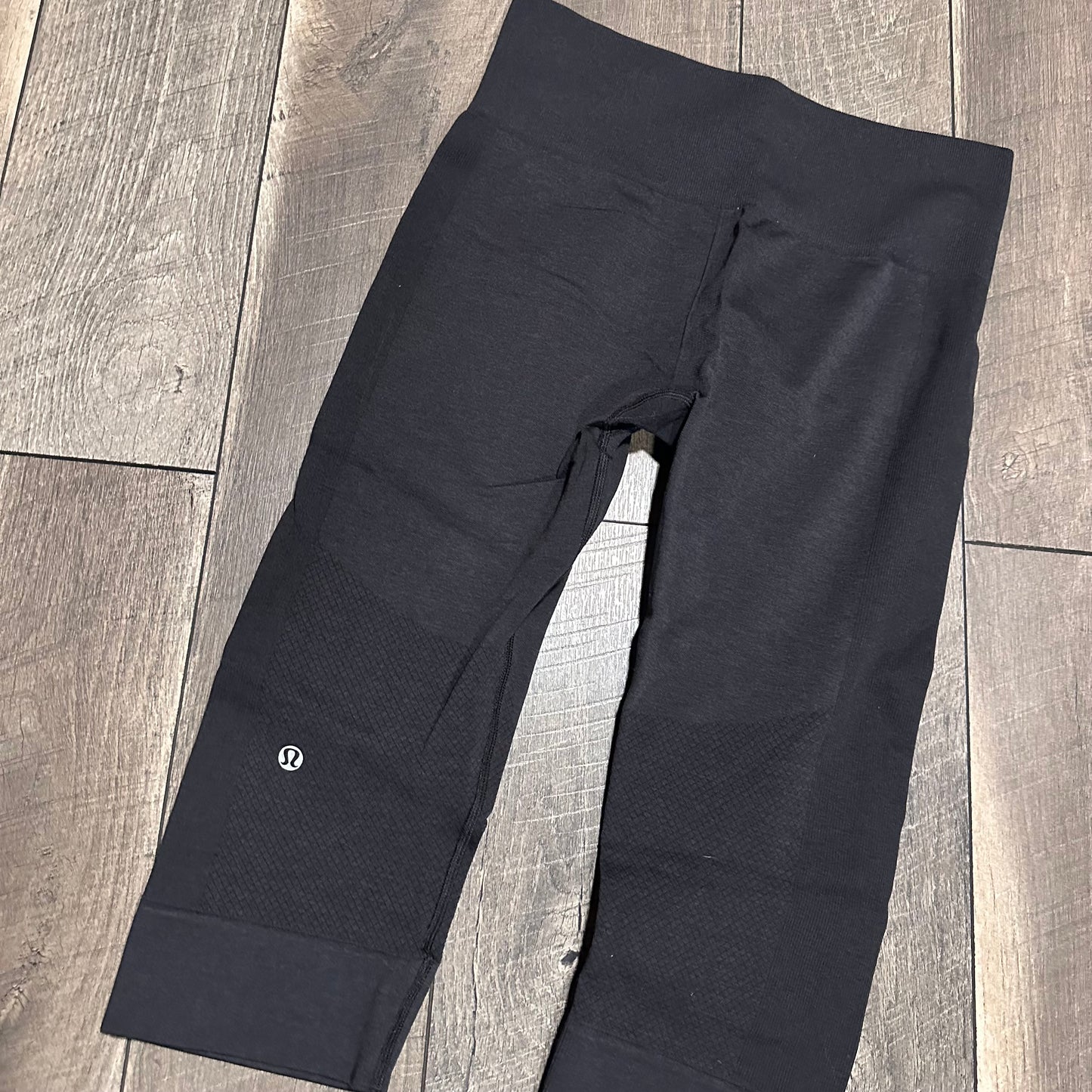 Lululemon Seamless Charcoal Gray Crop