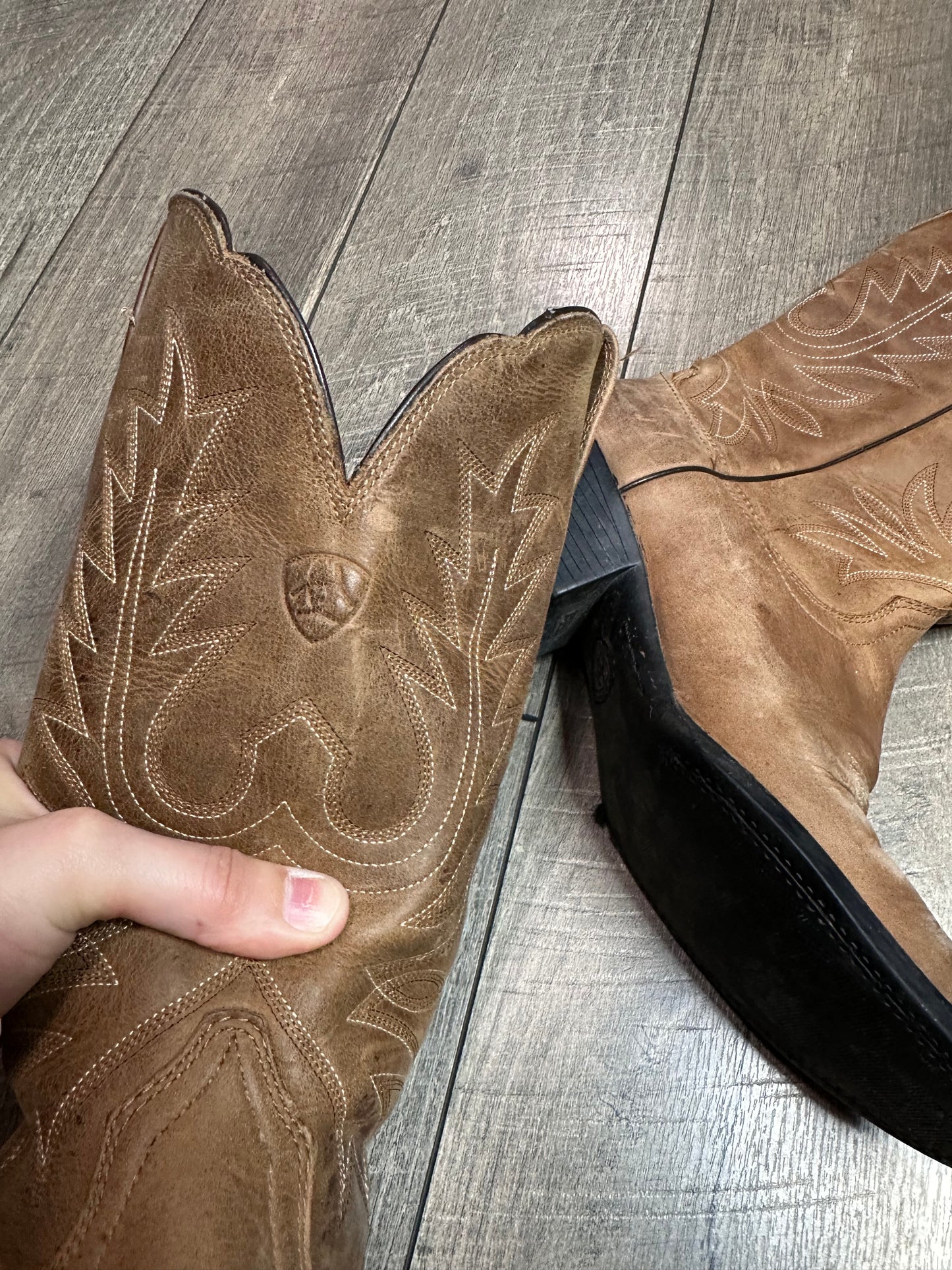 Ariat Heritage Western Boots