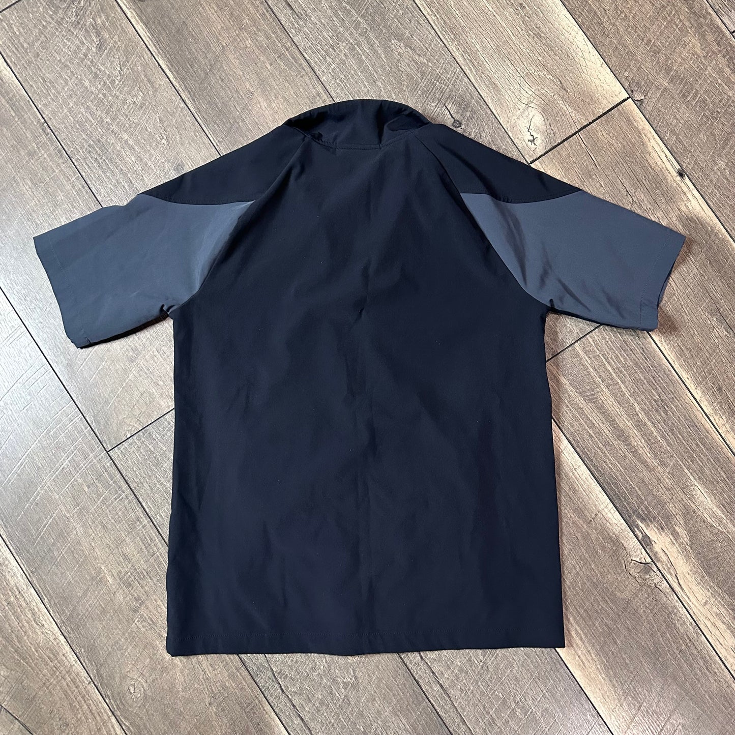 Under Armour 1/2 Zip Short Sleeve Pullover