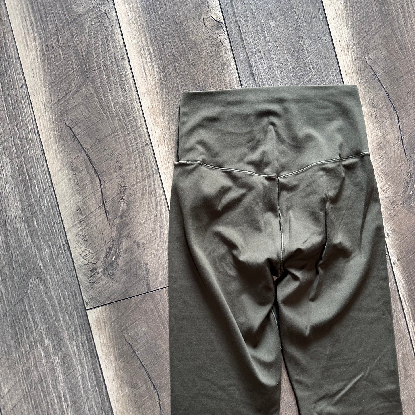 Aerie Offline Real Me Olive 7/8 Leggings