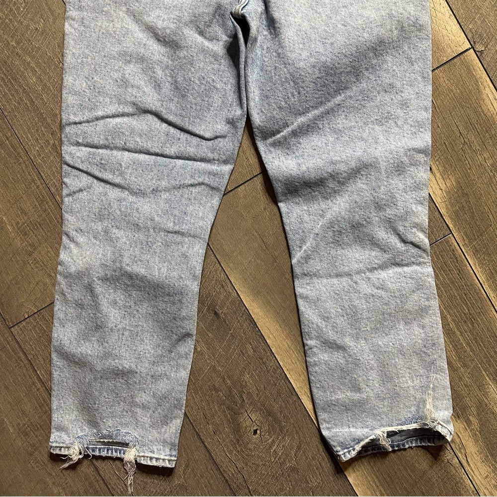 Abercrombie & Fitch Mid Rise The Boyfriend Jean