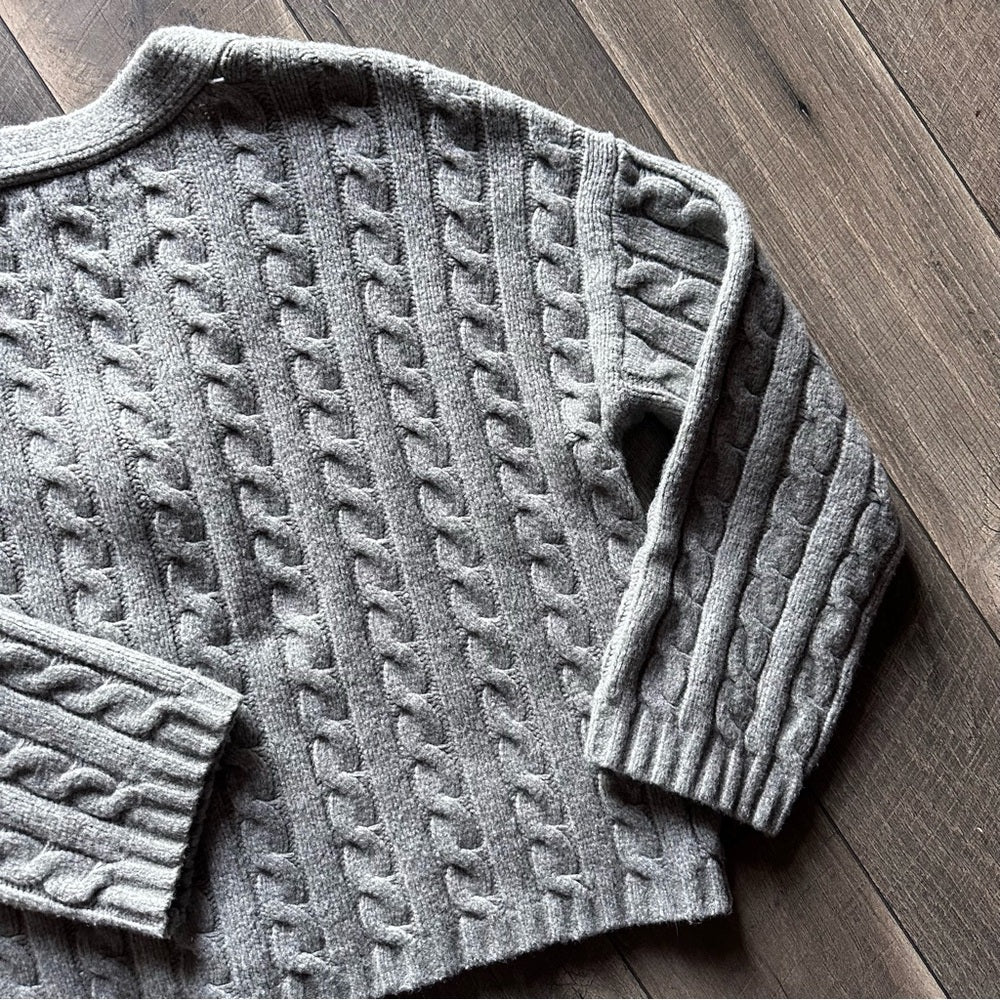 Abercrombie & Fitch Knit Button Down Sweater