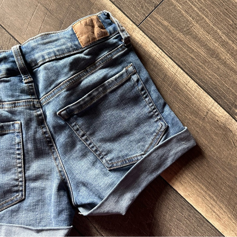 Aeropostale Low Rise Midi Shorts