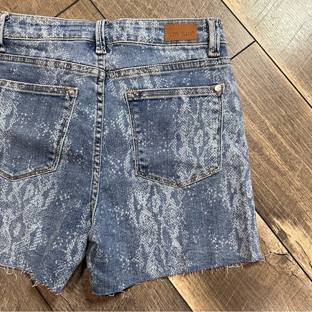 Judy Blue Snakeskin Print Denim Shorts