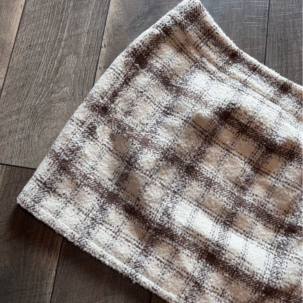 Amaryllis Mini Skirt