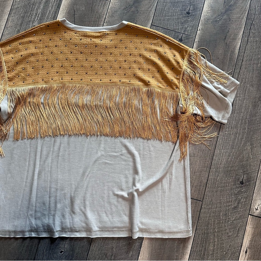 Sterling & Stitch Short Sleeve Fringe Top