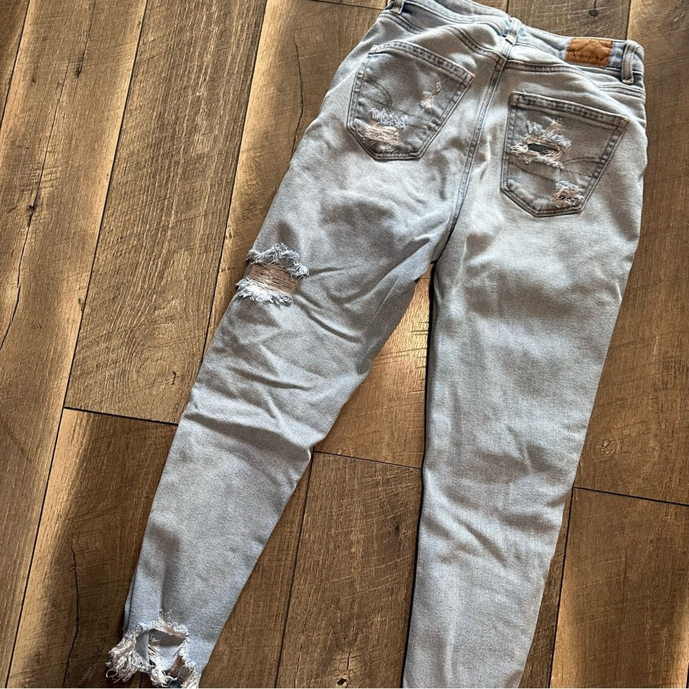 American Eagle Mom Jeans