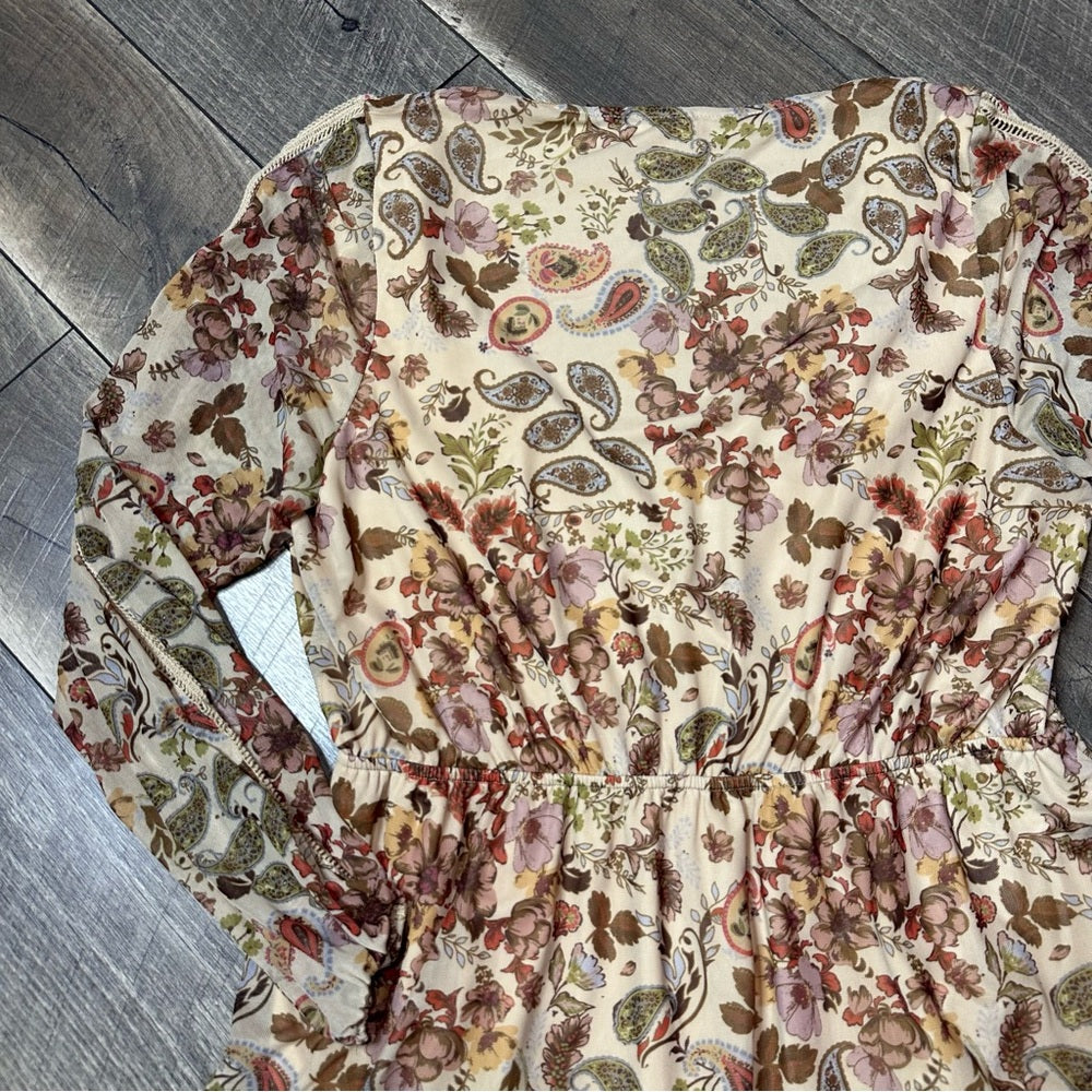 Gimmicks Sheer Floral V Neck Long Sleeve Top