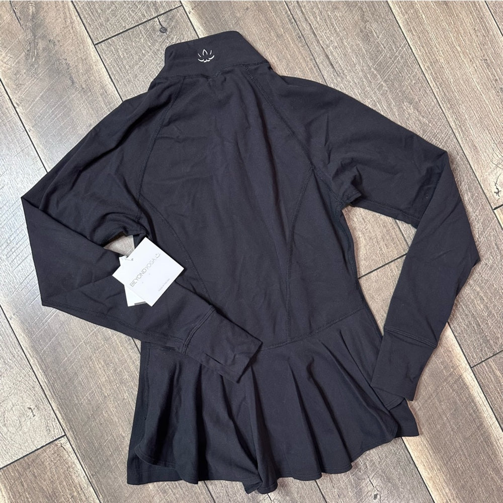Beyond Yoga Pleated Back Buttery Soft Full Zip Jacket