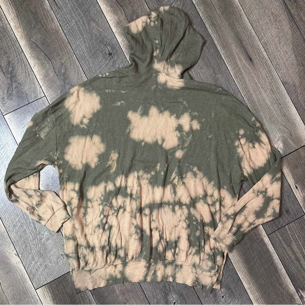 Fantastic Fawn Oversized Waffleknit Hoodie