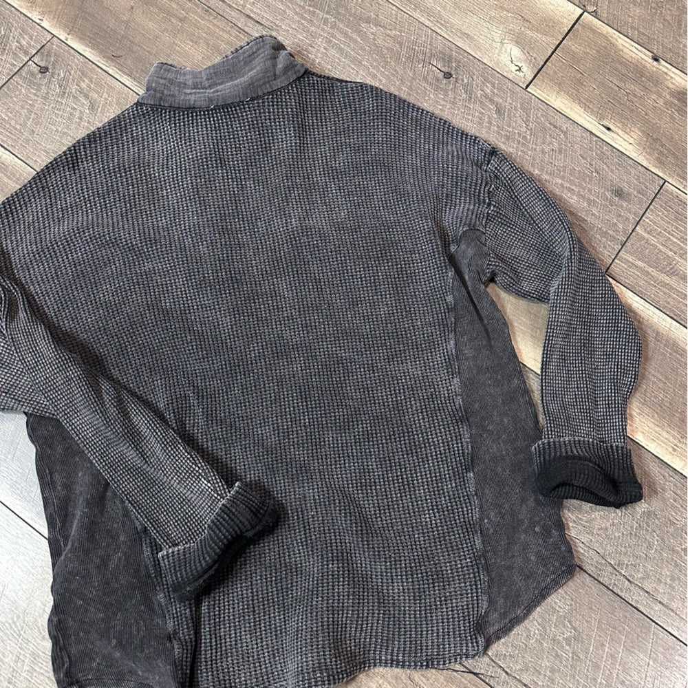 Gilli Waffleknit Button Down