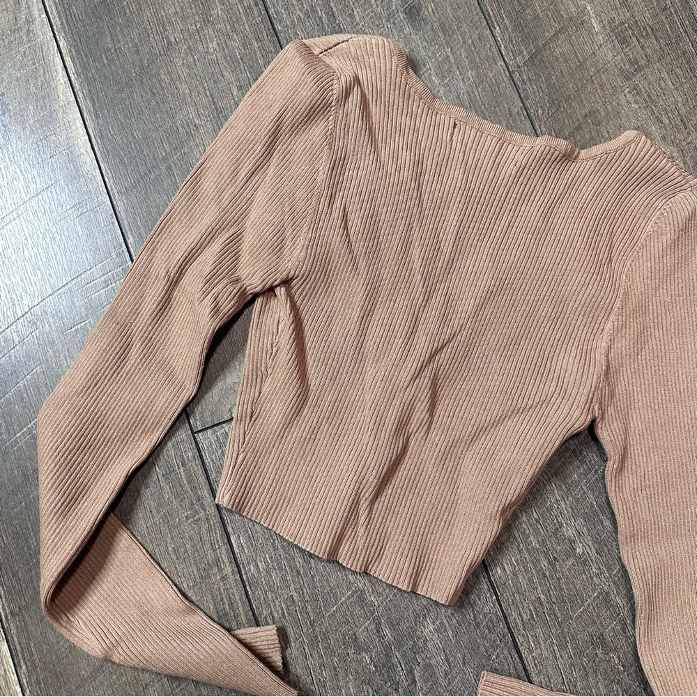 Love Tree Crop Long Sleeve