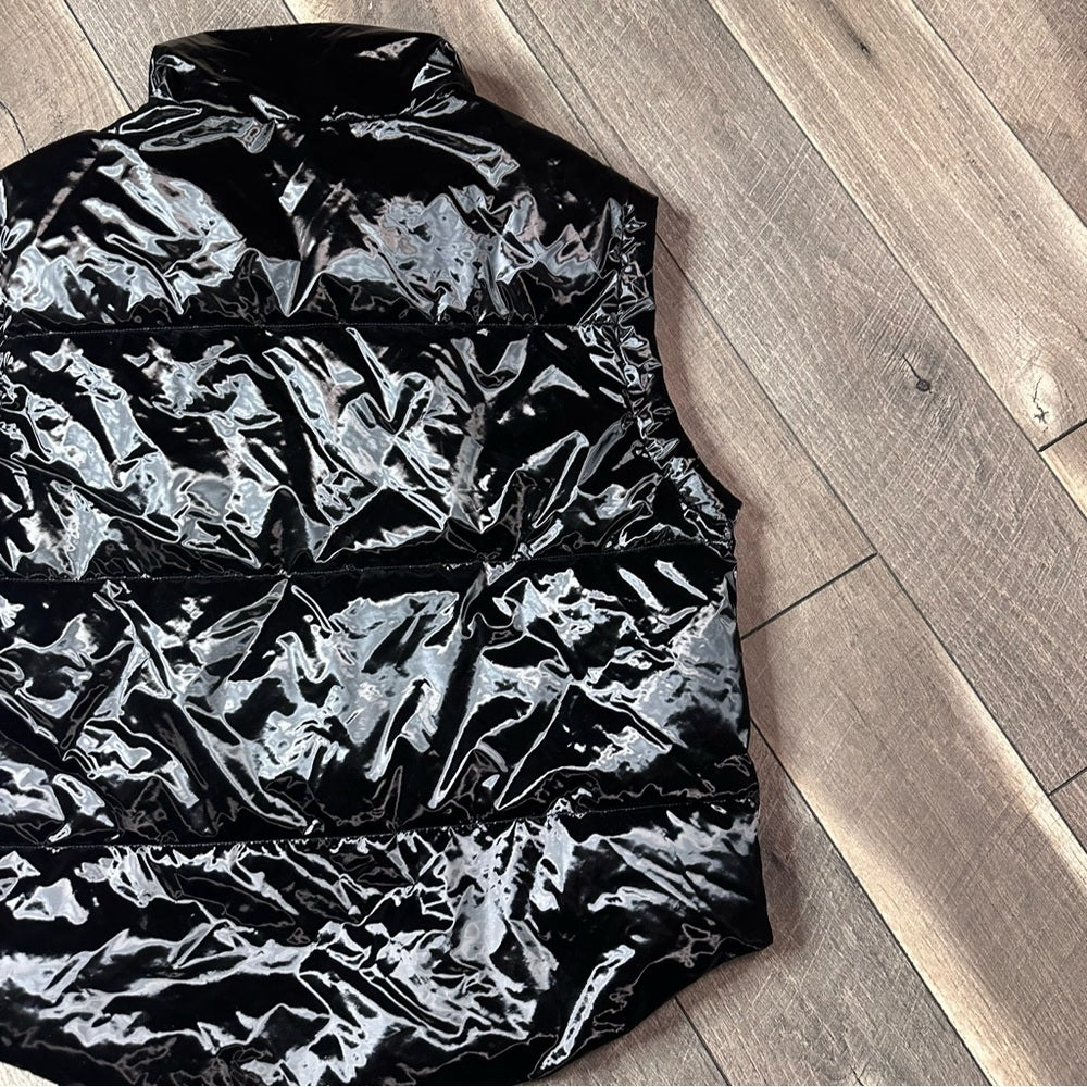 Aerie Offline Black Puffer Vest