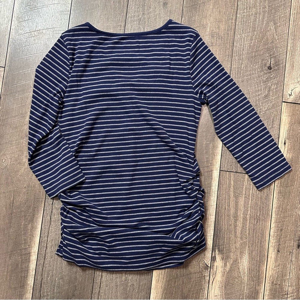 Old Navy Fitted 3/4 Sleeve Maternity Top