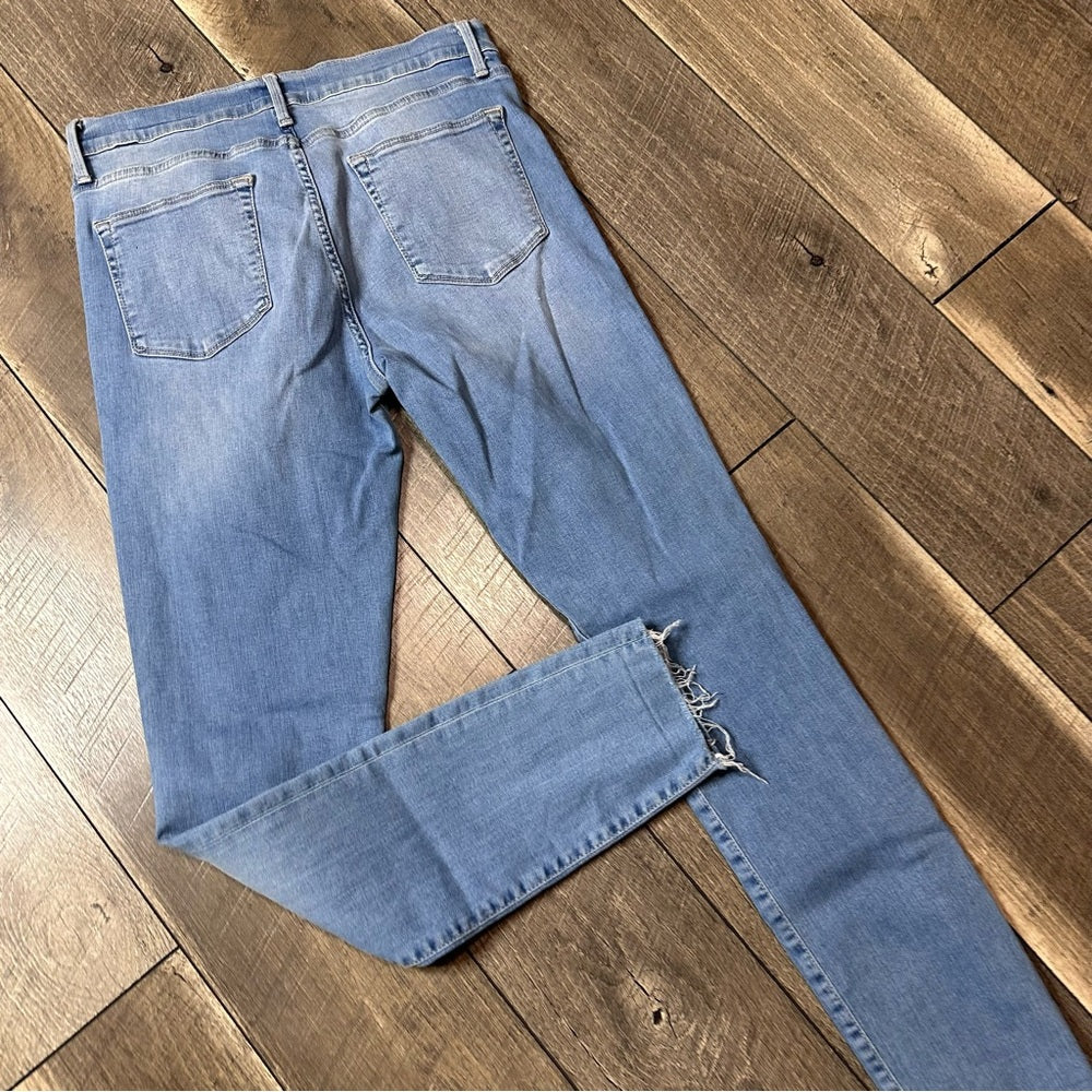 Frame Le High Skinny Jeans