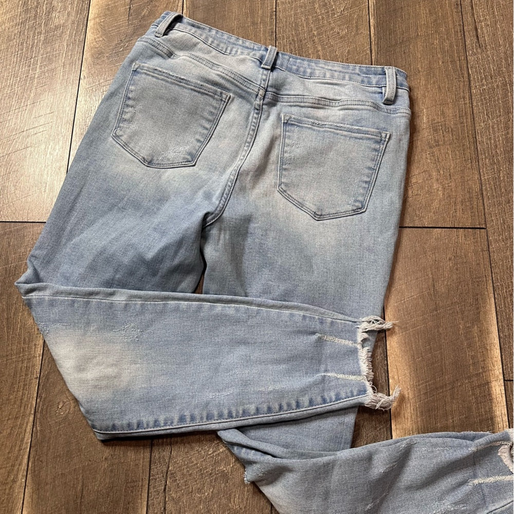 Zenana Distressed Skinny Jeans