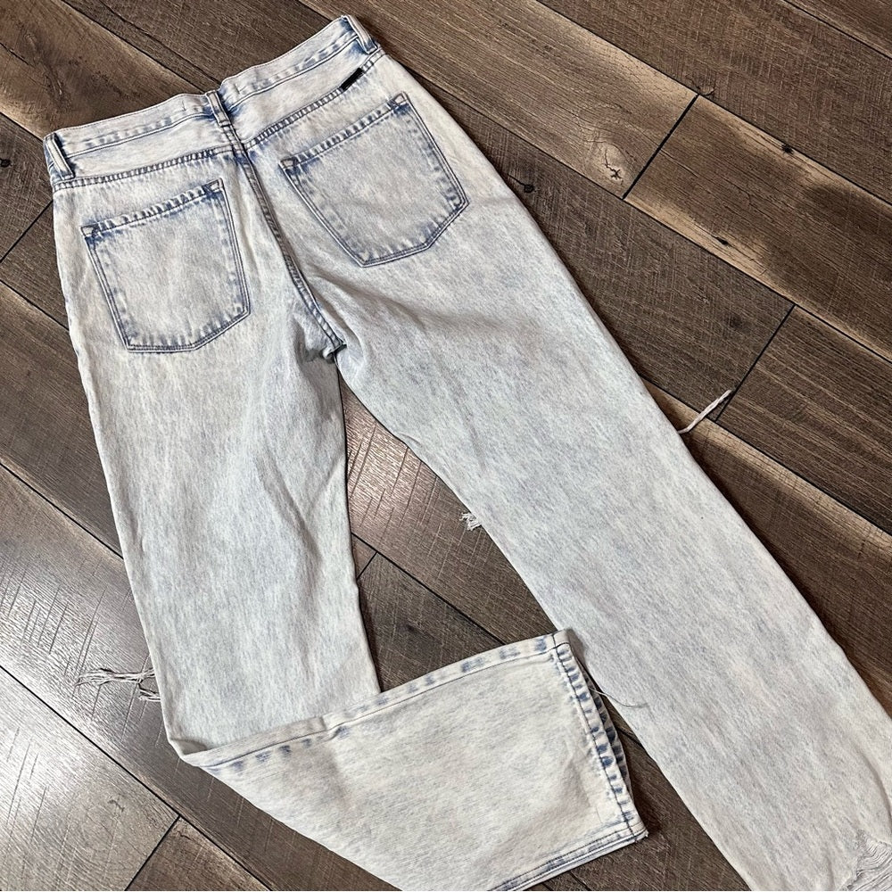KanCan Straight Leg Jeans