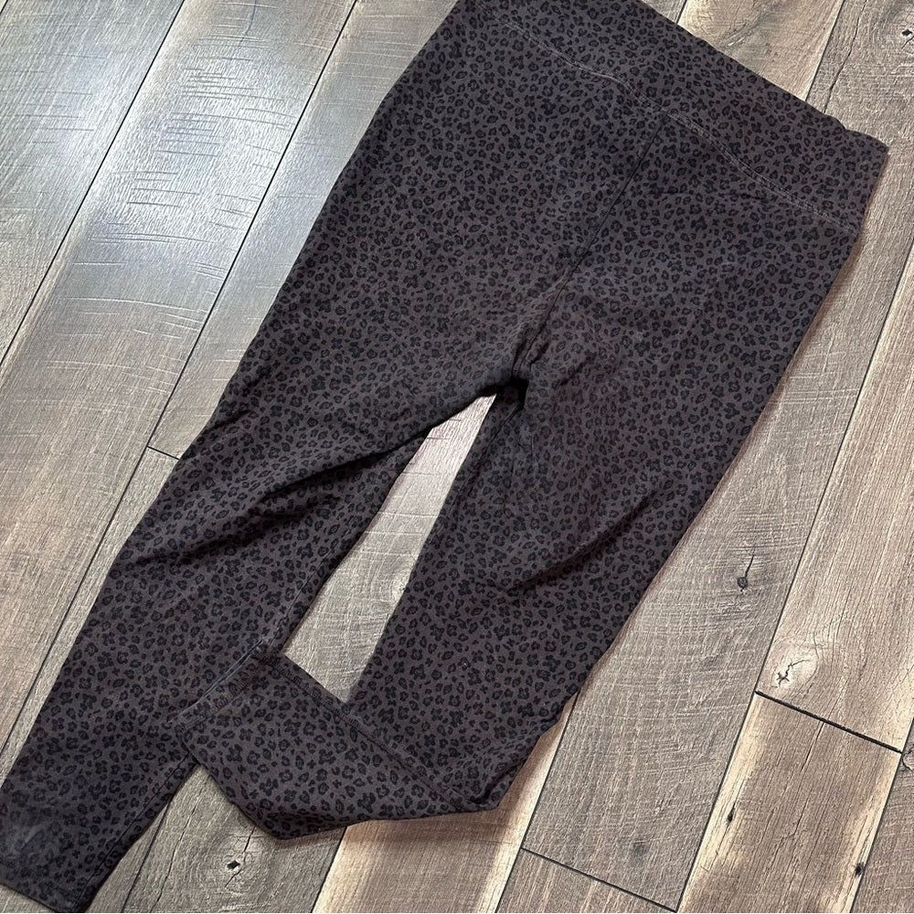 Old Navy Leopard Leggings