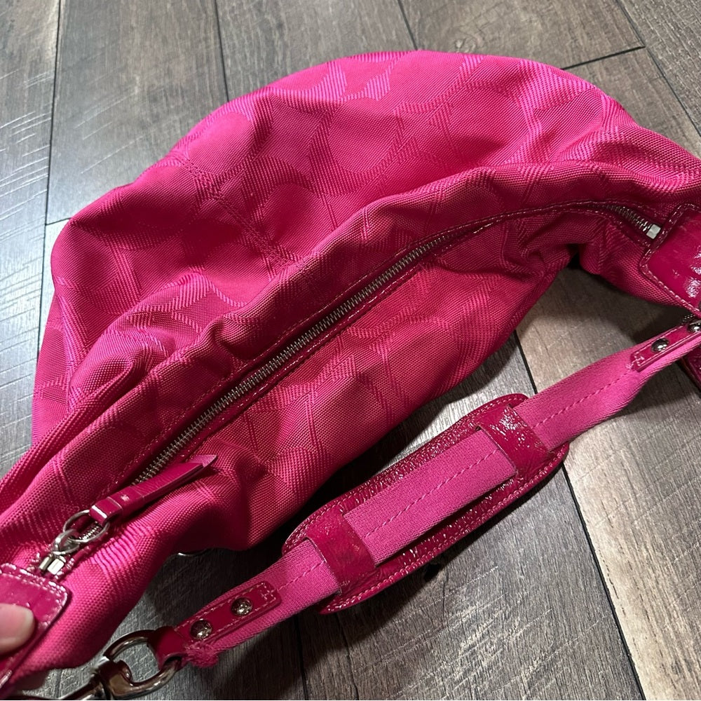 Coach Vintage Y2K Daisy Hobo Bag