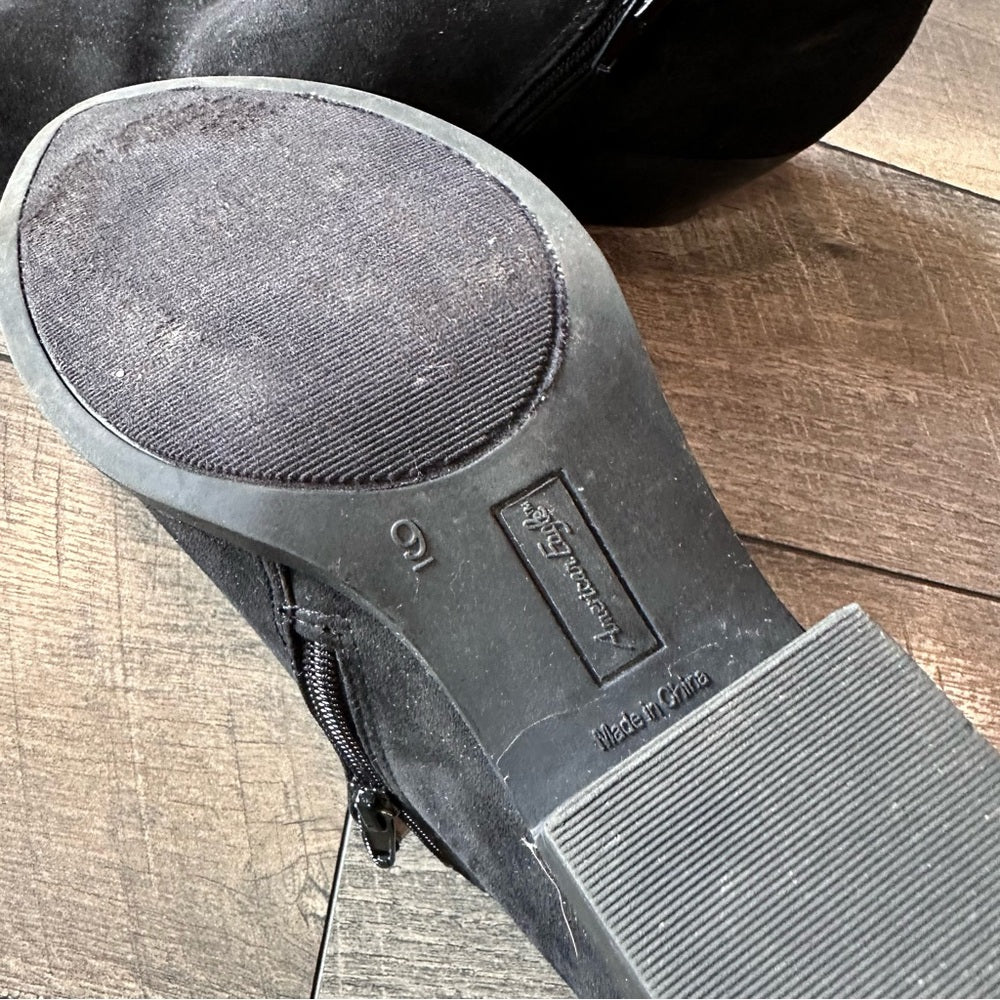 American Eagle Black Ankle Booties