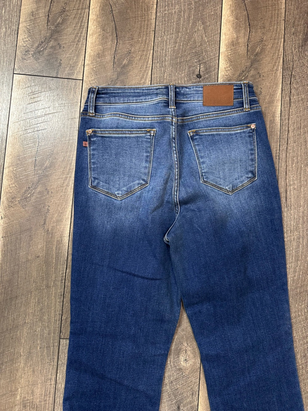 Judy Blue High Rise Straight Fit Jeans