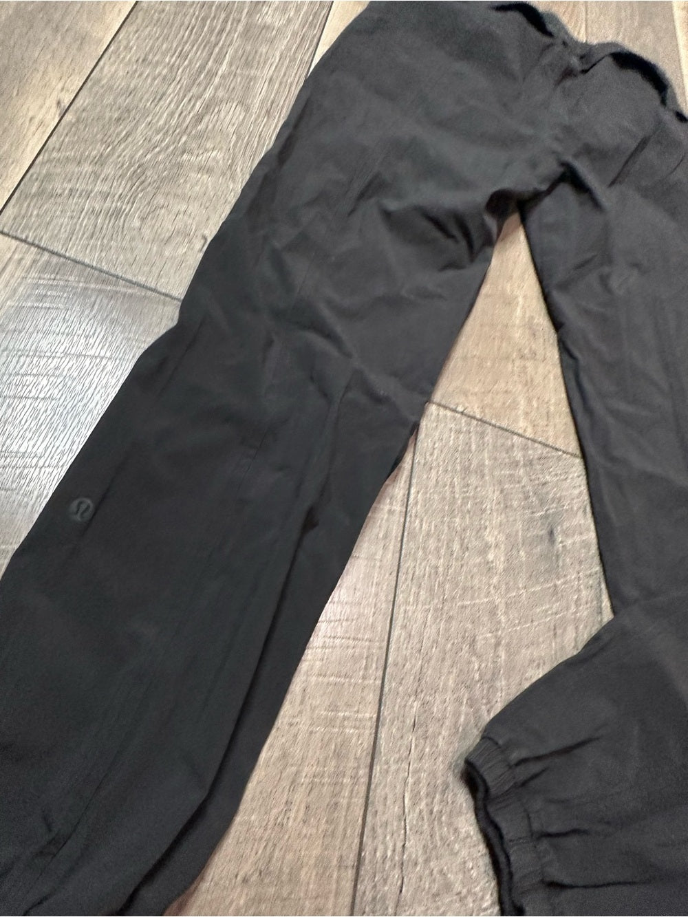 Lululemon Lightweight Joggers
Black