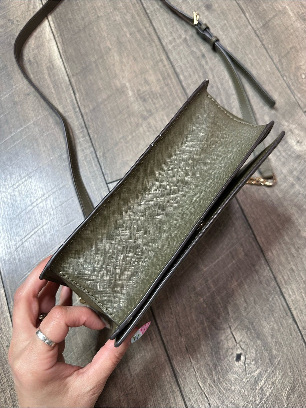 Michael Kors Jet Set Large Saffiano Leather Crossbody Bag