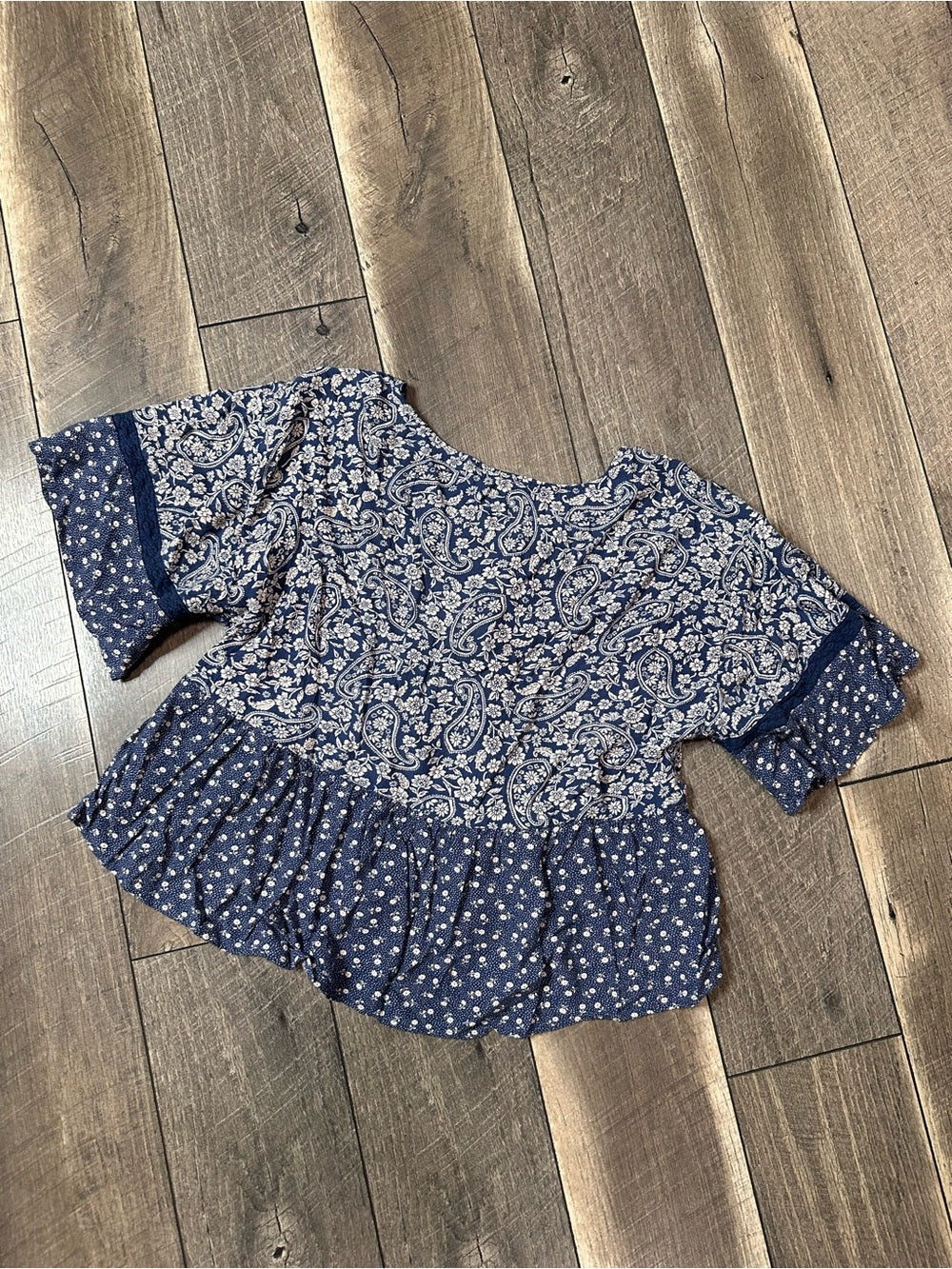 American Eagle Floral Crop Top