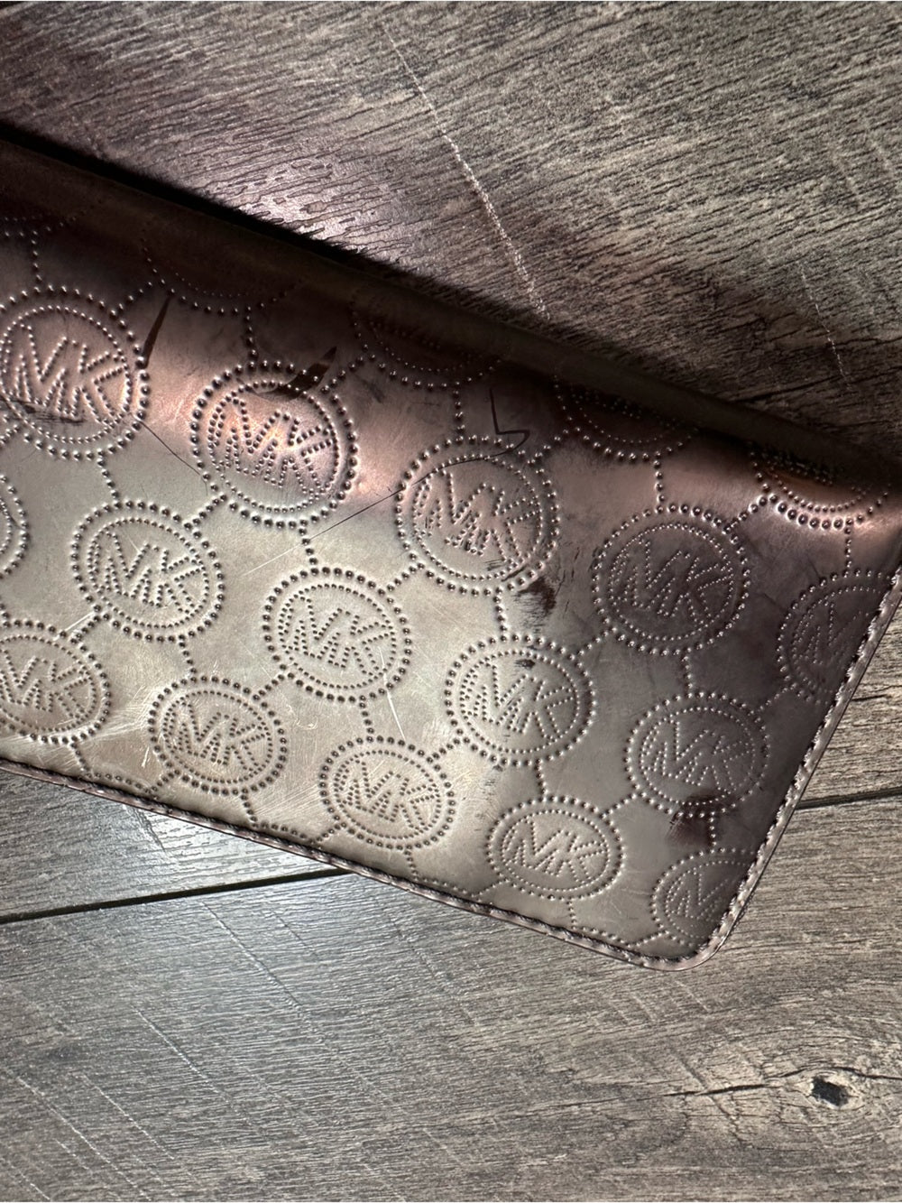 Michael Kors Zipper Wallet