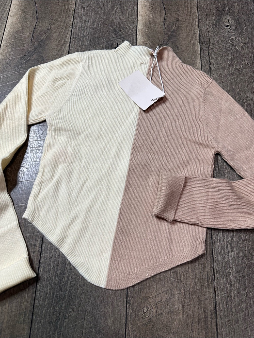 So Me Color Split Soft & Stretchy Sweater (new with tags)