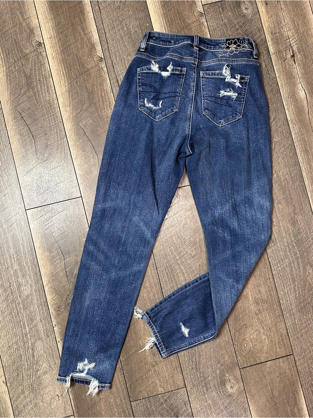 American Eagle Mom Jeans