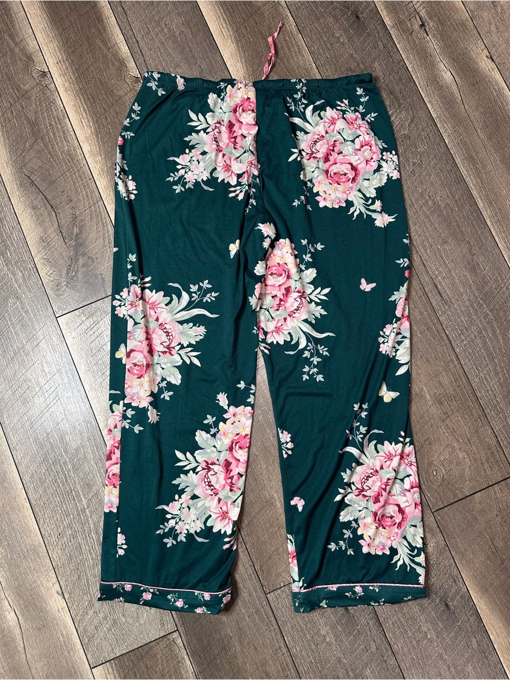 Flora Nikrooz Floral Buttery Soft Pajama Set
