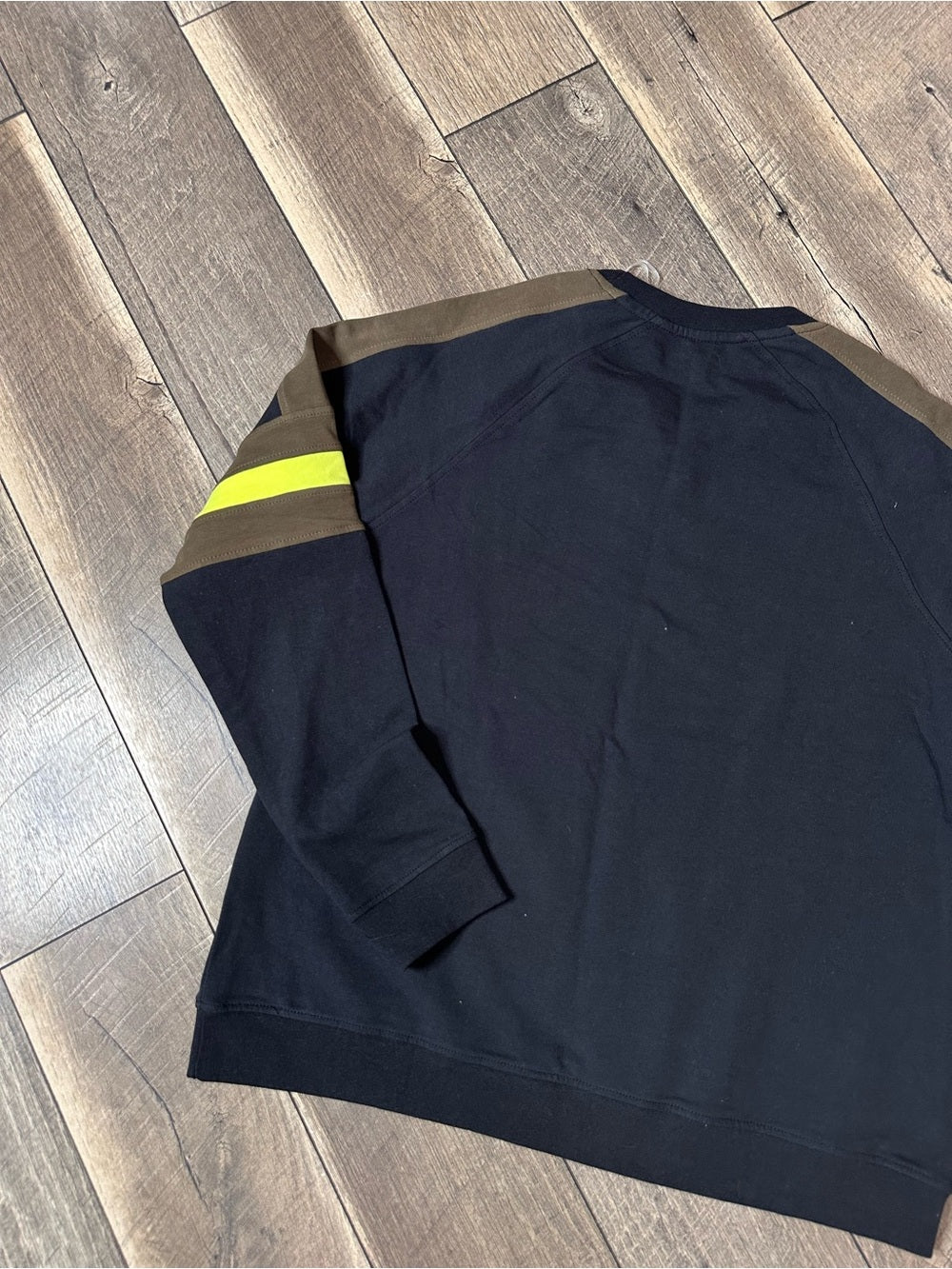 Mono B Crewneck Pullover