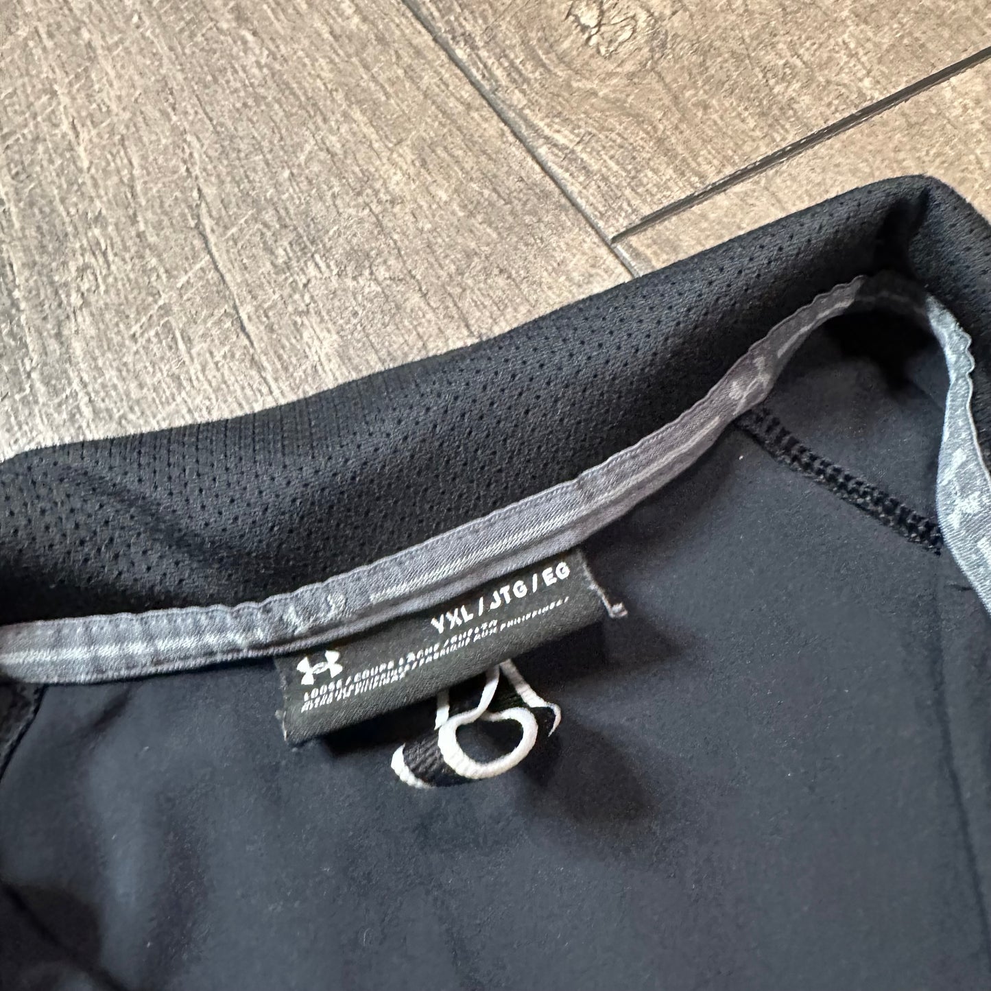 Under Armour 1/2 Zip Short Sleeve Pullover