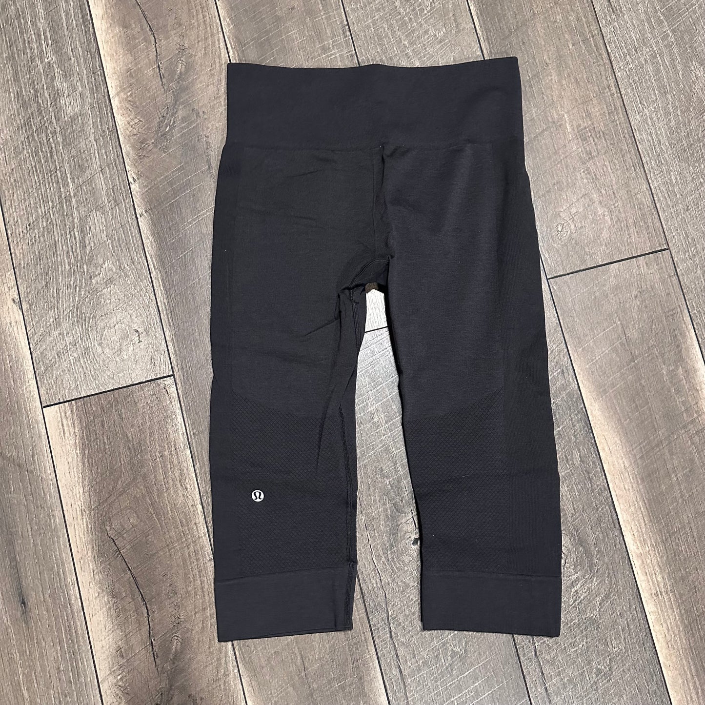 Lululemon Seamless Charcoal Gray Crop