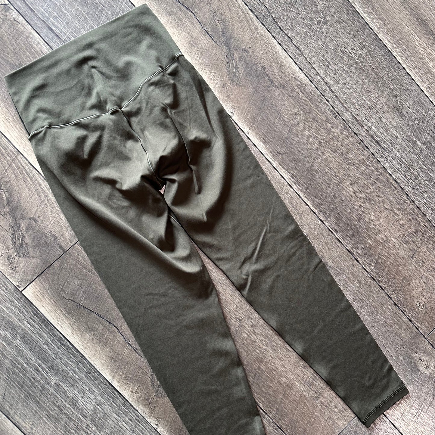 Aerie Offline Real Me Olive 7/8 Leggings