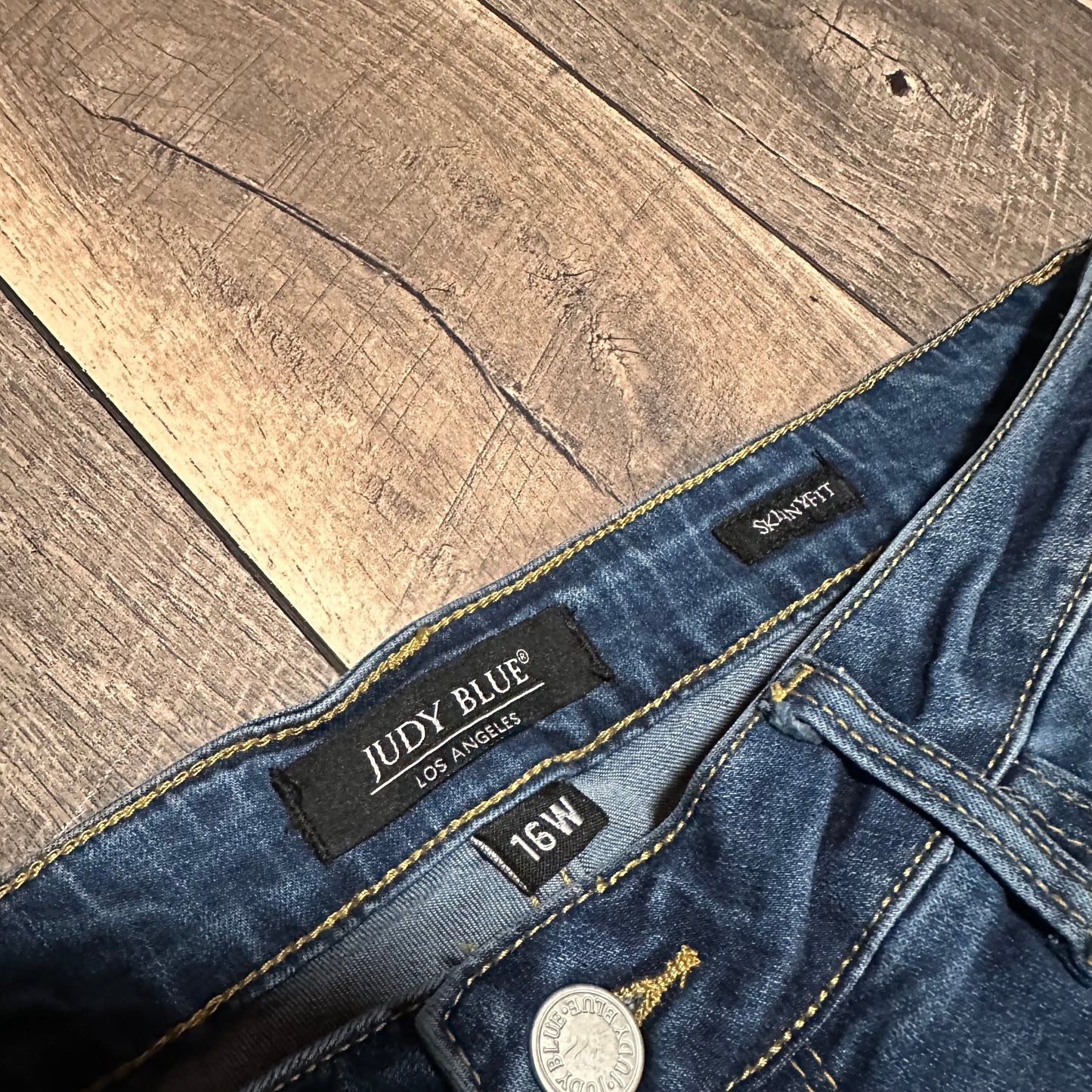 Judy Blue Multicolor Distressed Skinny Fit Jeans