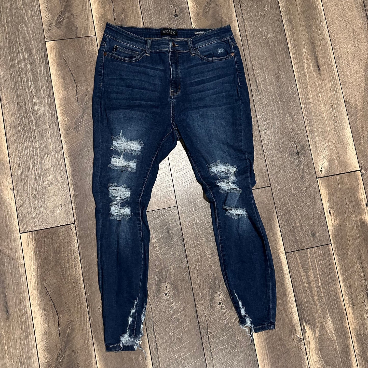Judy Blue Skinny Fit Jeans