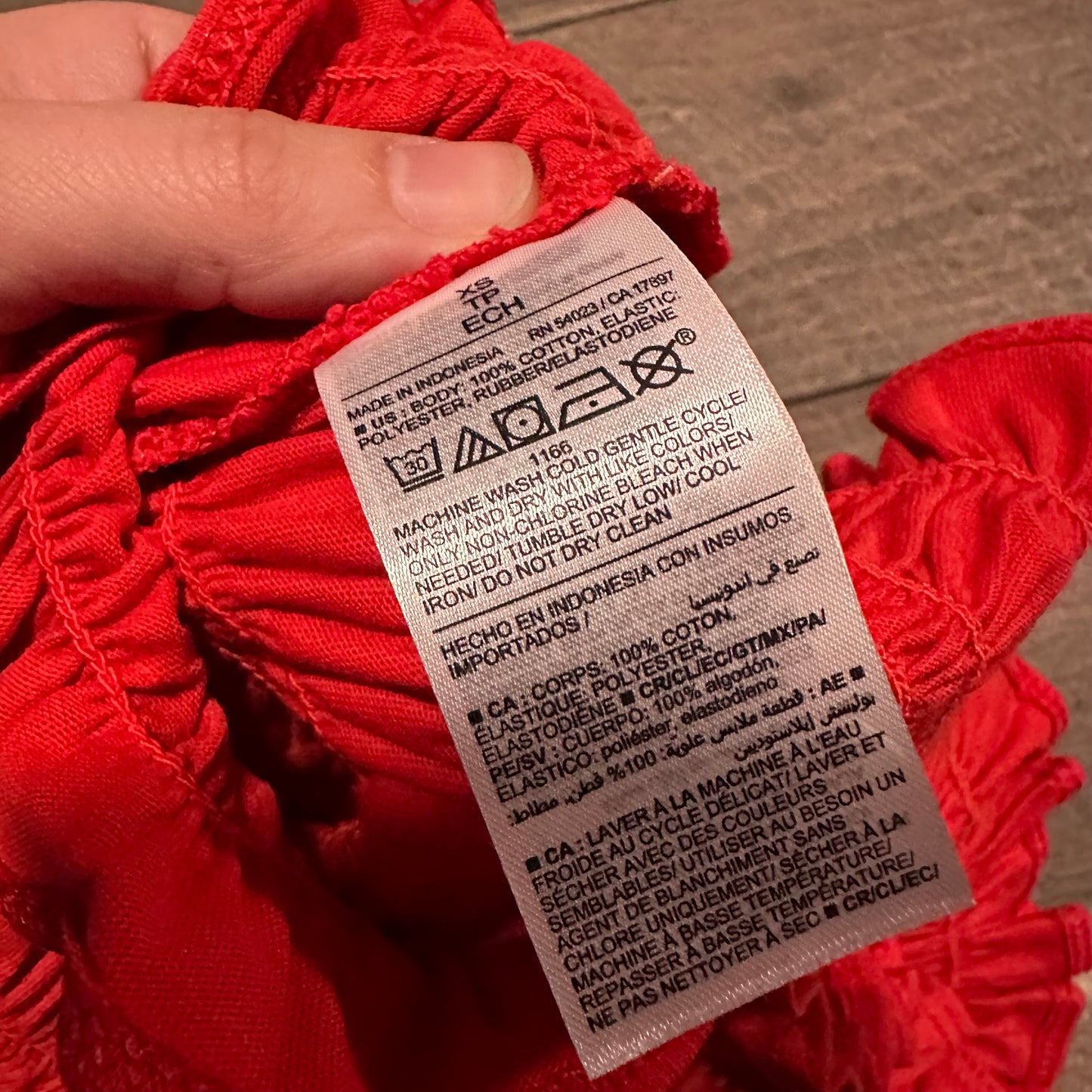 NWT🥰 Old Navy Smocked Tank Top