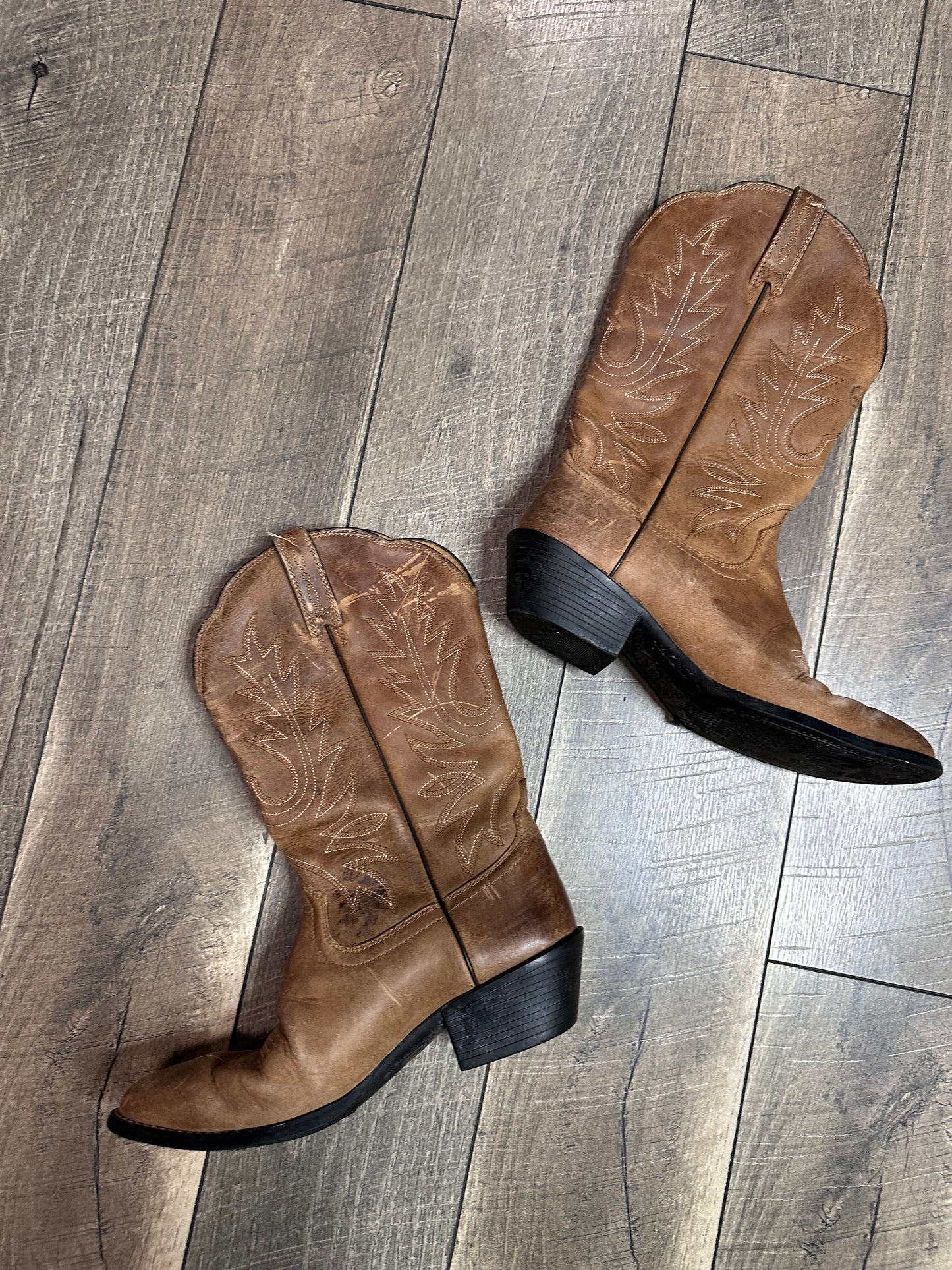 Ariat Heritage Western Boots