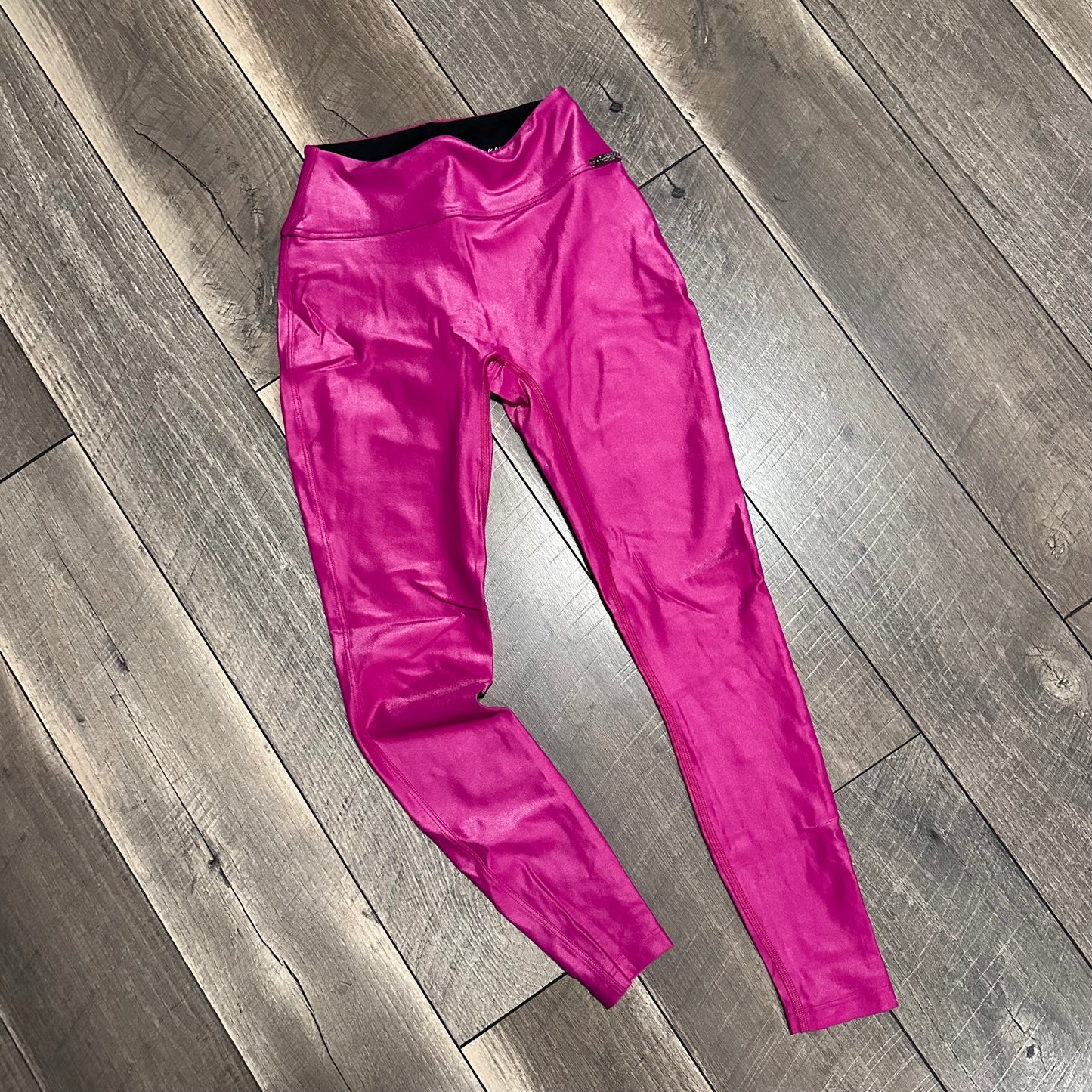 Bombshell Sportswear No Front Seam Hot Pink Foil Leggings