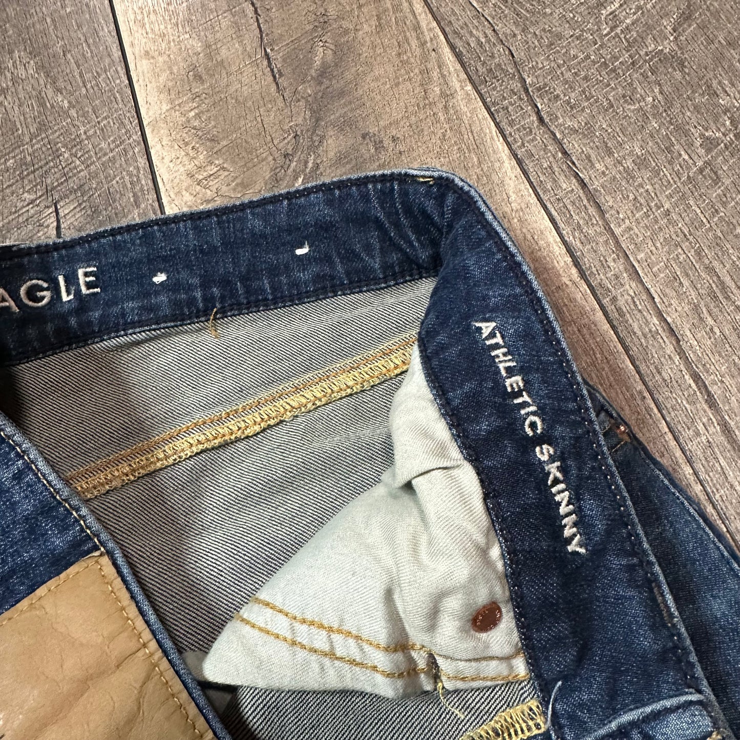 American Eagle Athletic Skinny Jeans (new with tags)