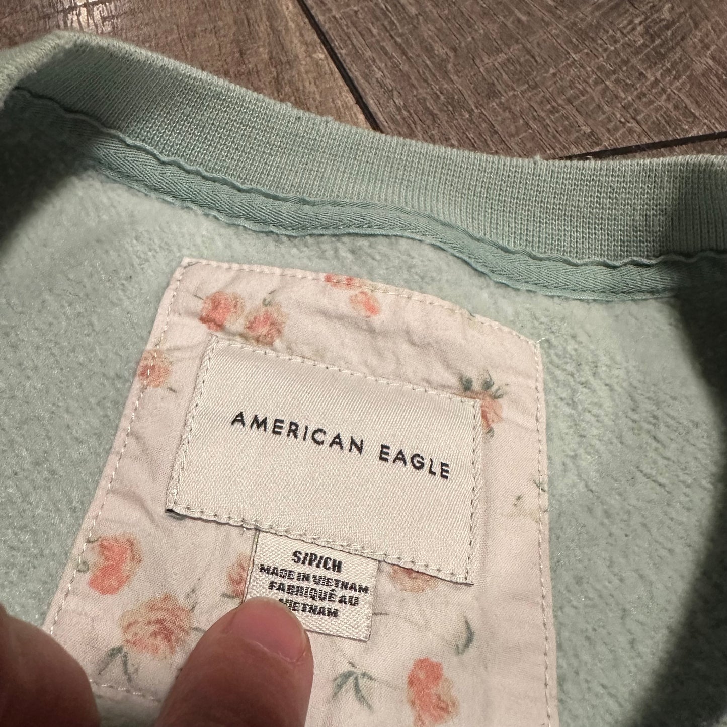 American Eagle Oversized Crewneck