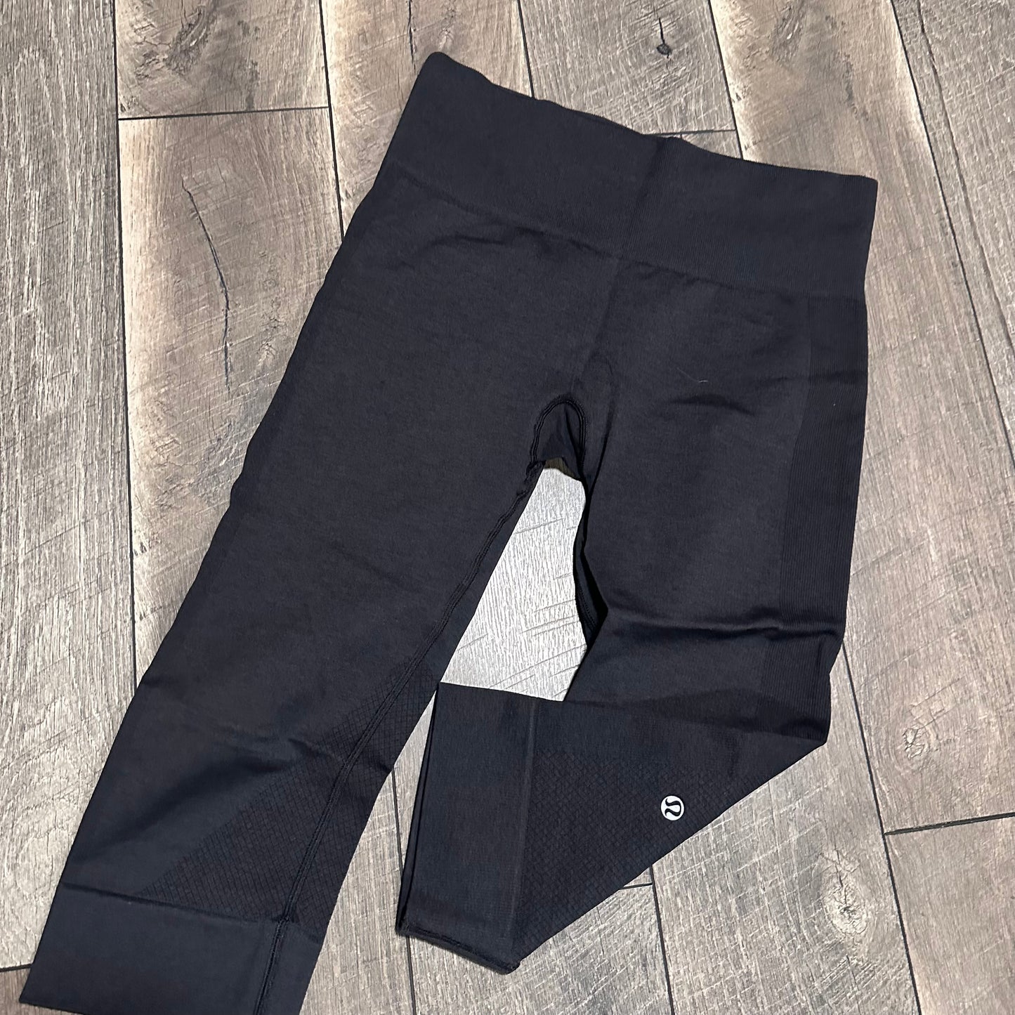 Lululemon Seamless Charcoal Gray Crop