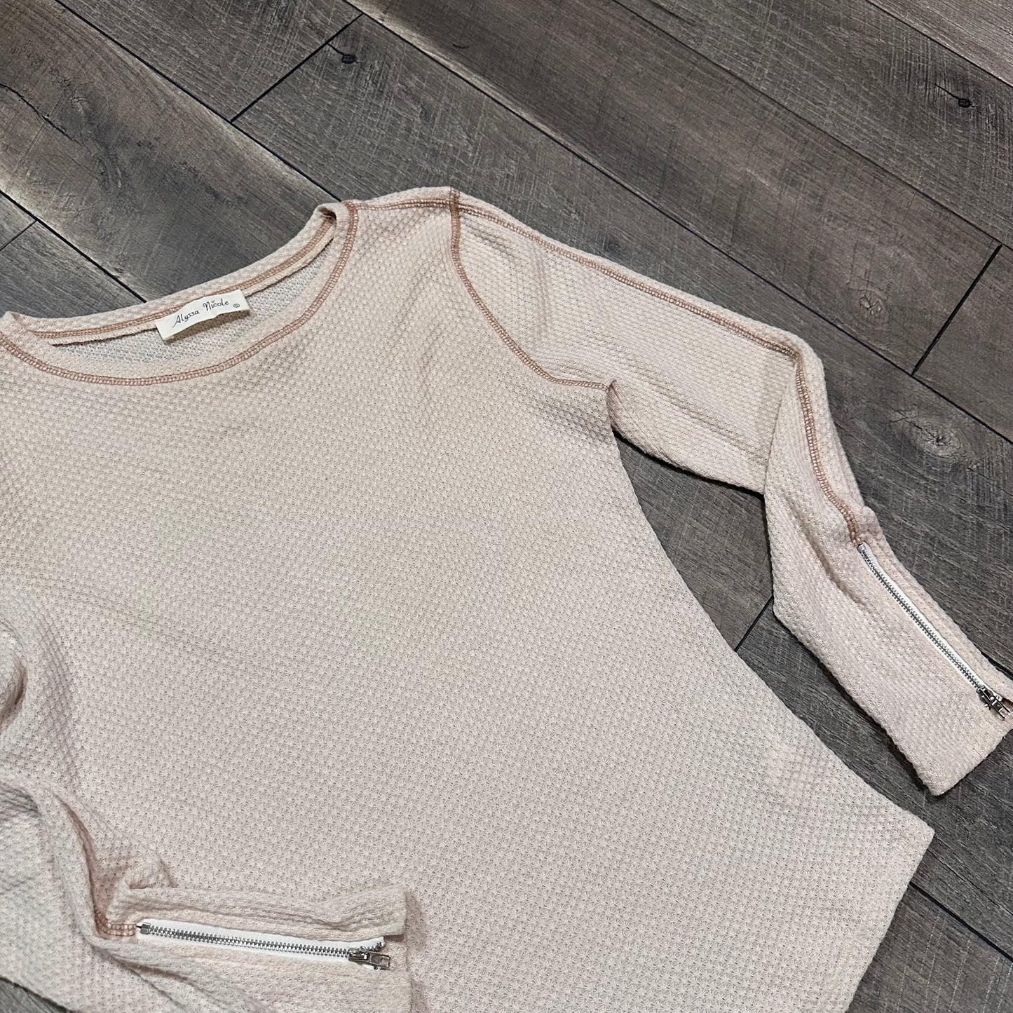 Alyssa Nicole Waffleknit Long Sleeve Top