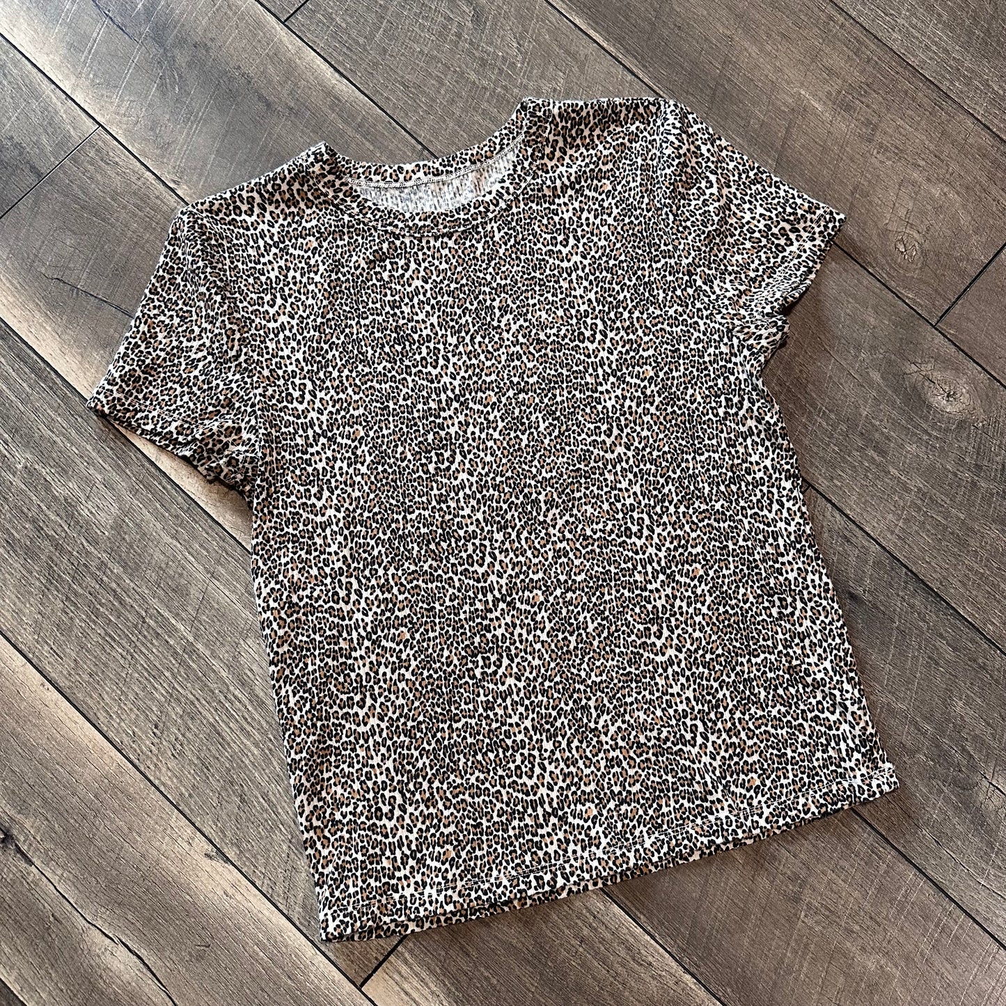 American Eagle Leopard Short Sleeve Top