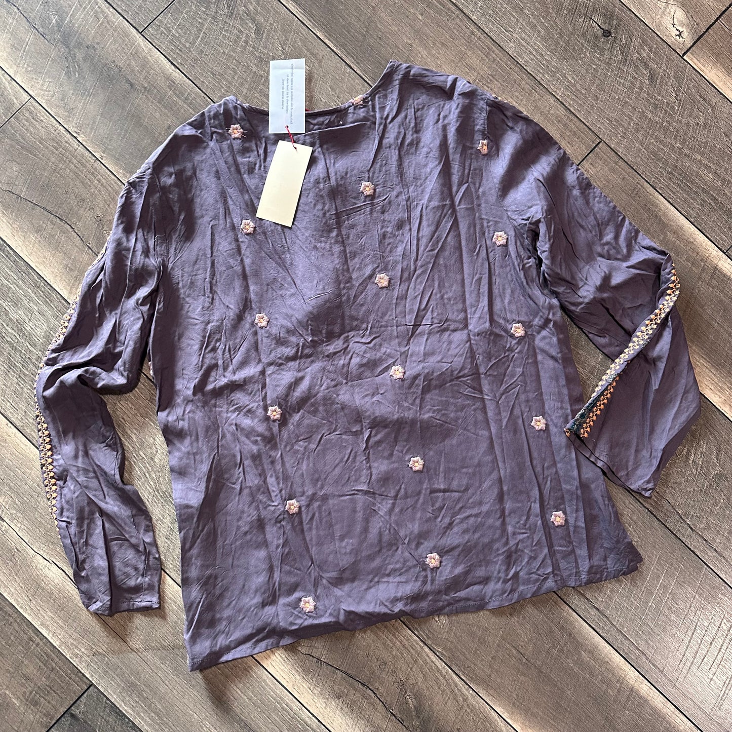 Solitaire Embroidered Long Sleeve Top (new with tags)