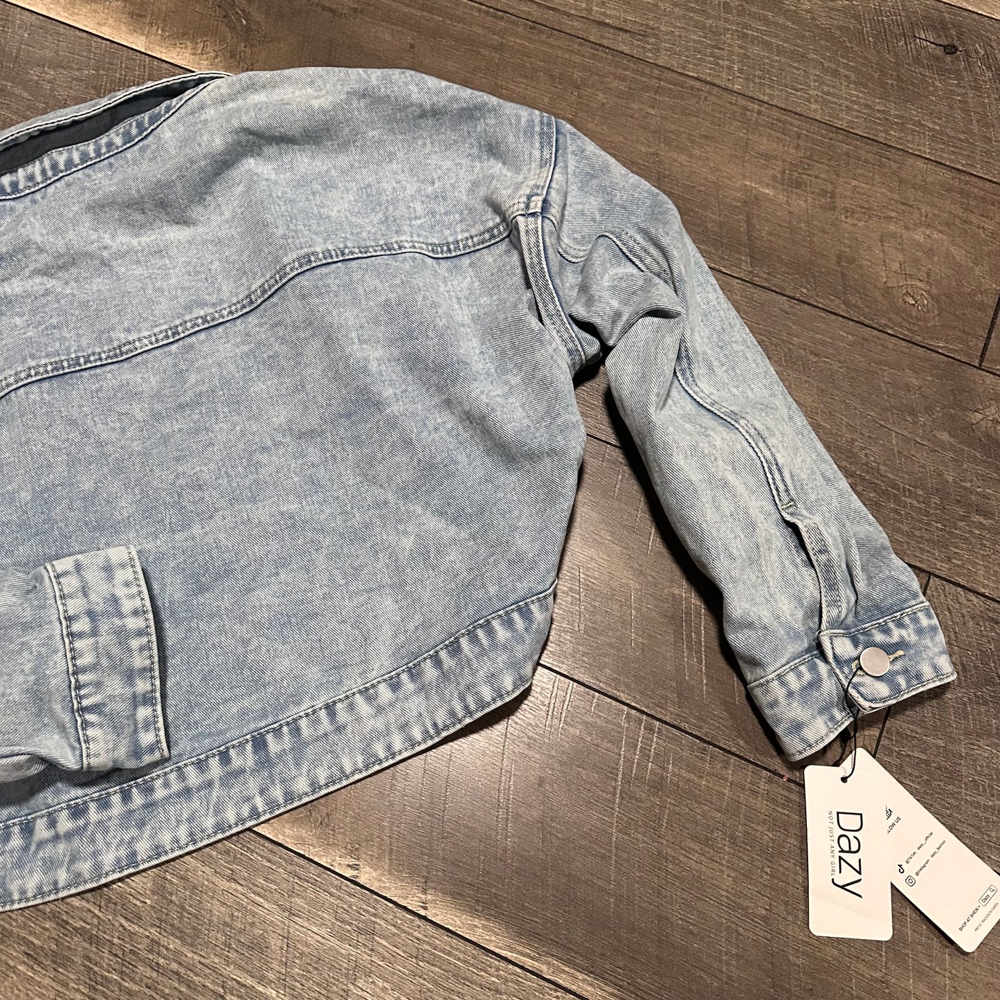 NWT🦋 Dazy Denim Open Crop Jacket