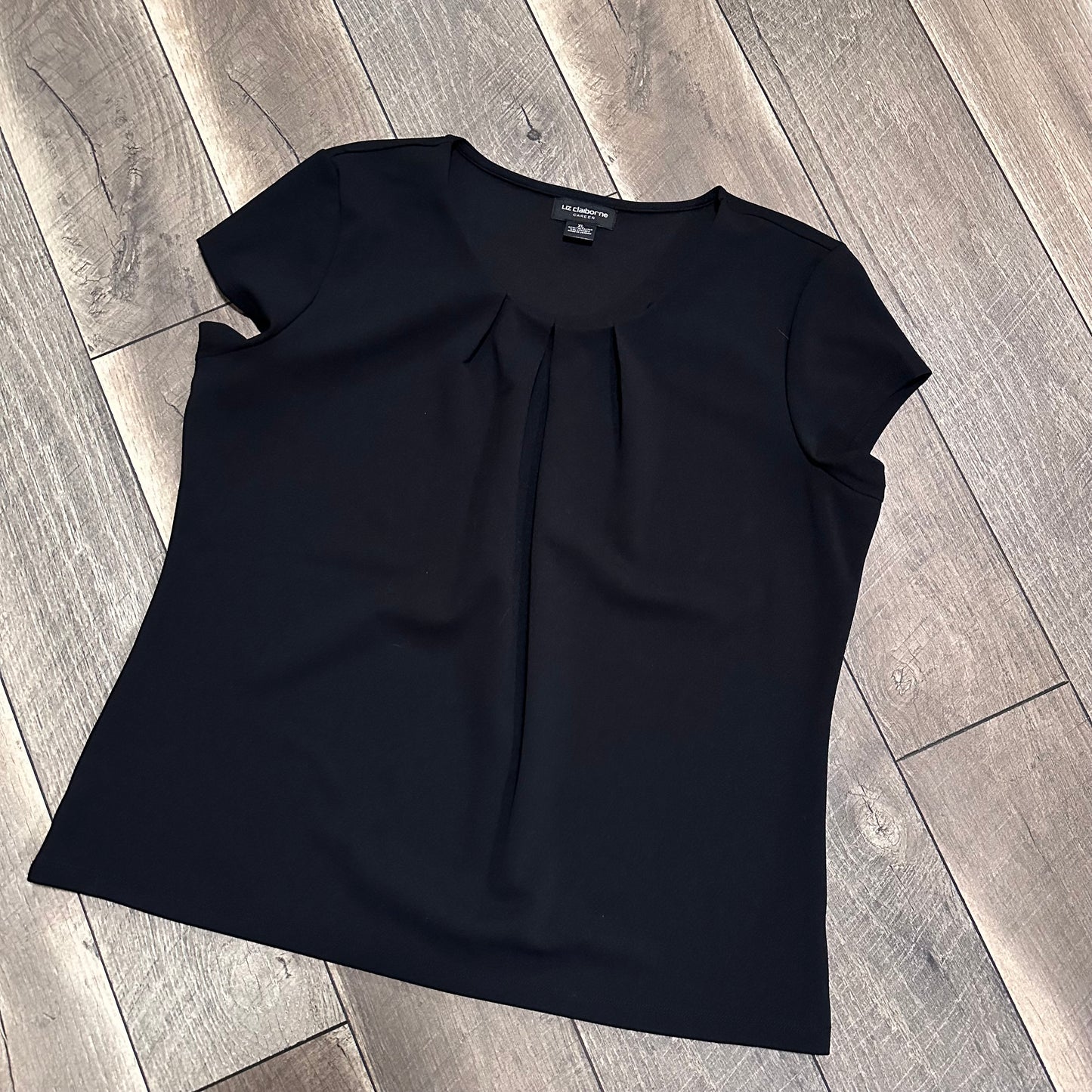 Liz Claiborne Career Short Sleeve Blouse