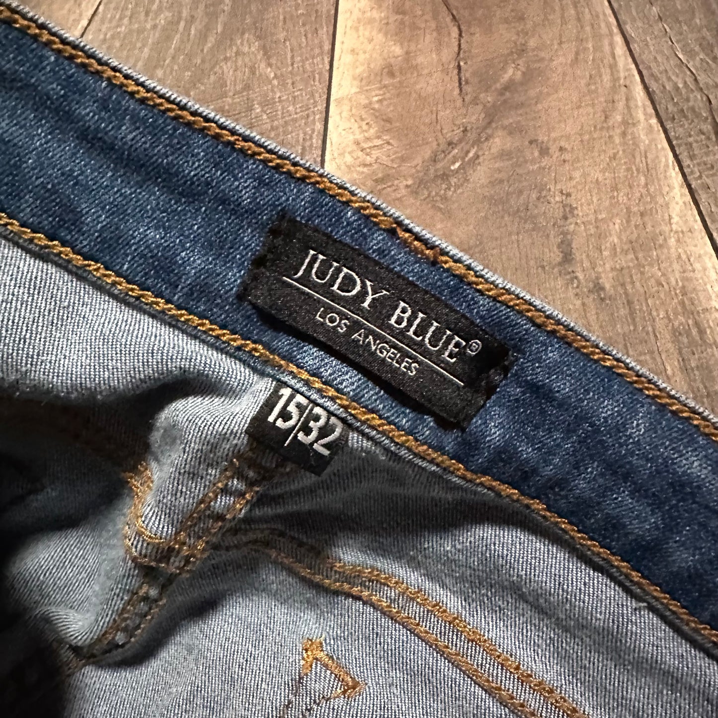 Judy Blue Distressed Skinny Jeans